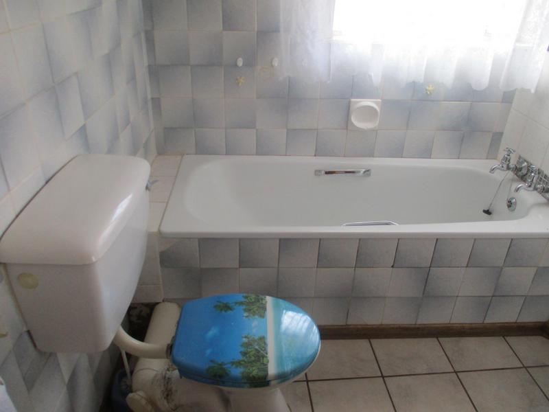 2 Bedroom Property for Sale in Pellissier Free State